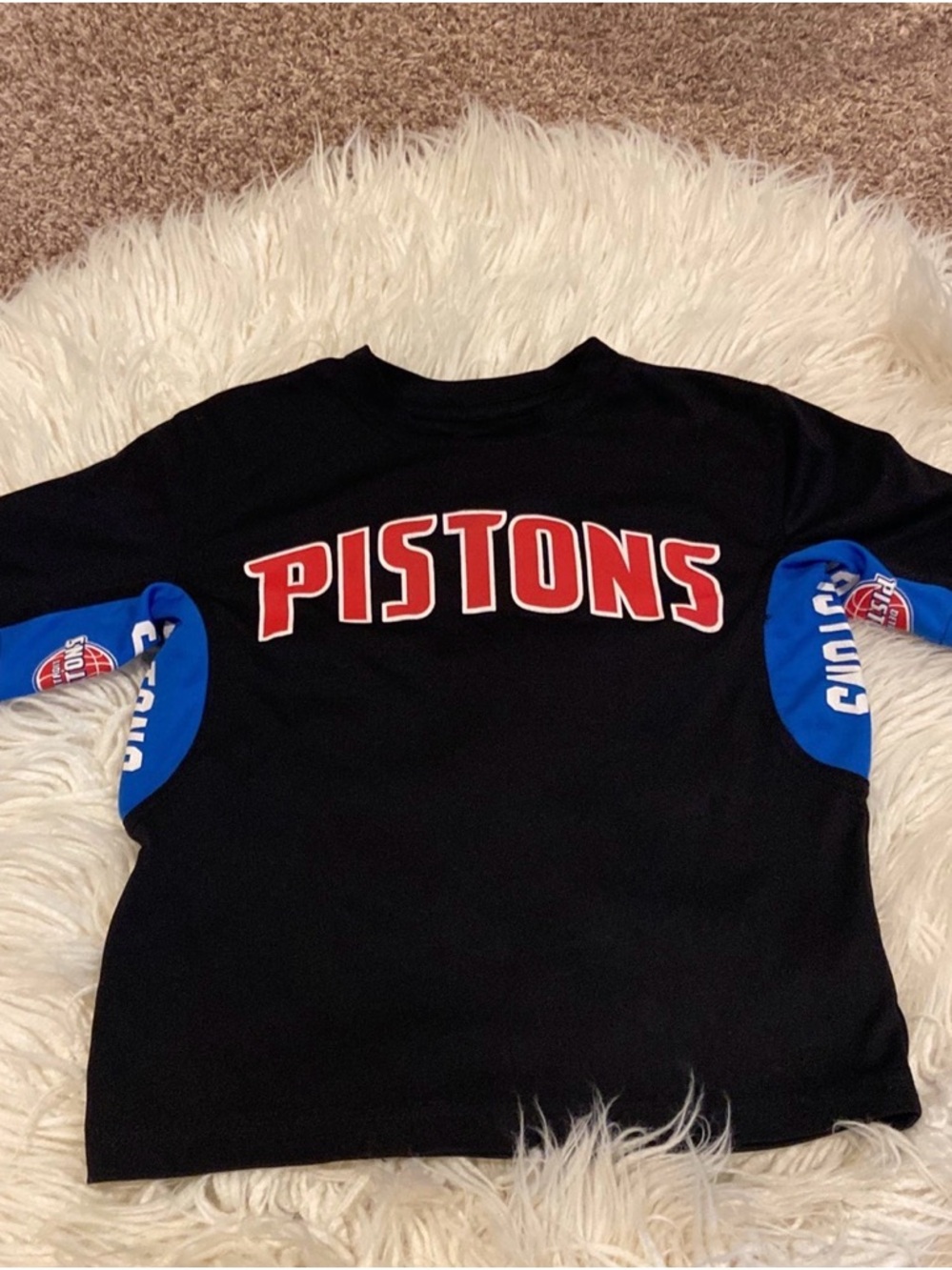 Detroit Pistons Kids Small Black Tee with Blue Sleeve Panels
